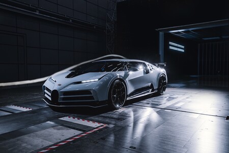 Bugatti Centodieci supera pruebas aerodinámicas en un túnel de viento que sopla a más de 300 km/h