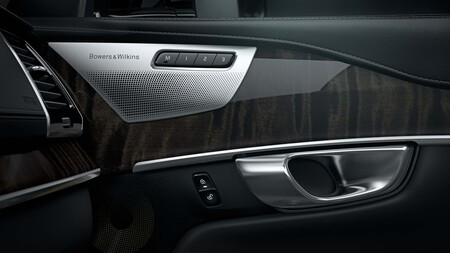 Volvo Bowers Wilkins 0
