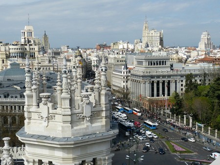 Declarada nula la moratoria de Madrid para pisos turísticos: adiós al germen de la ley 'anti-Airbnb' de Carmena
