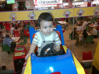 La foto de tu bebé: Adrián jugando