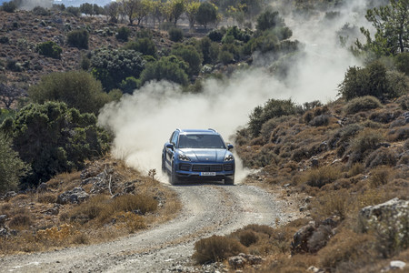 Porsche Cayenne S 2018 180