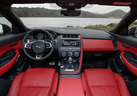 Jaguar E-PACE, prueba contacto