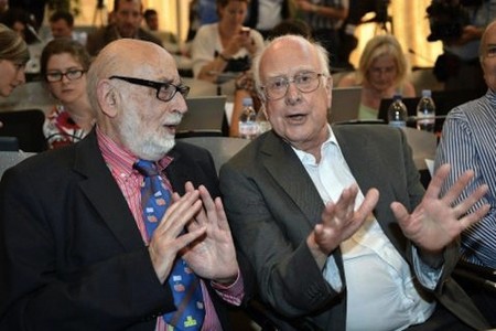 El premio Nobel de Física es concedido a los padres del bosón de Higgs