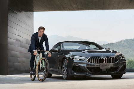Lo último de BMW es una bicicleta de fibra de carbono, sin asistencia eléctrica y con un precio de 5.499 euros