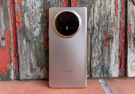 Honor Magic V6