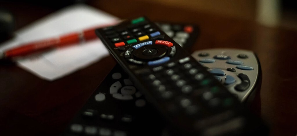 Más de 800 programas y 60 series: llega el canal Enfamilia. Te contamos en qué operadores y cómo podrás verlo