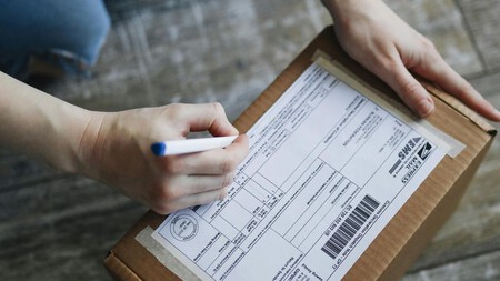 La estafa del ‘falso repartidor’: la nueva forma de robo habitación en México de la que debes estar atenta
