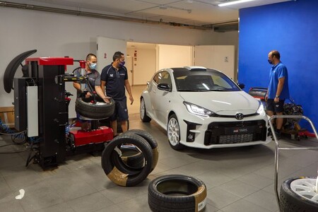 Toyotagazooracingiberiancup47