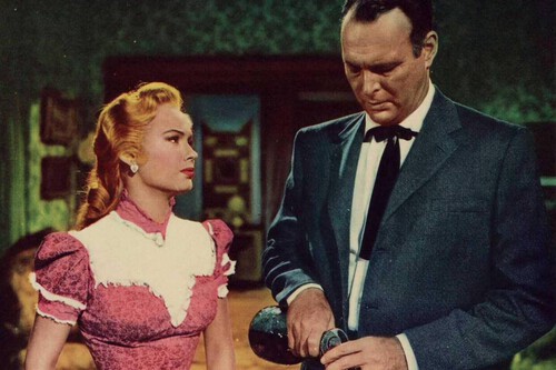 Casi nadie se acuerda del primer papel de Clint Eastwood en un western, ni siquiera el propio director de la película 
