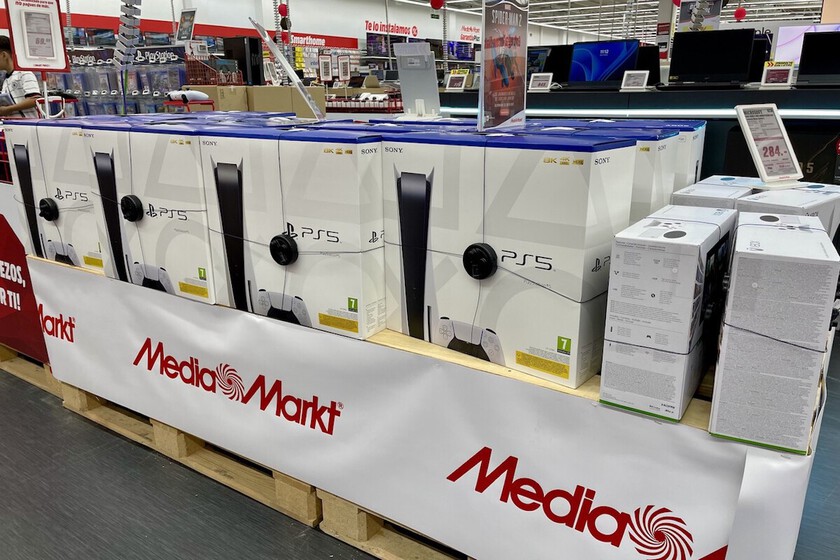 https://www.compradiccion.com/consolas-y-videojuegos/mediamarkt-se-deshace-playstation-viejas-comienza-liquidacion-consolas-sony-199-euros-su-outlet