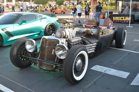 SEMA Show 2018 Autos Locos