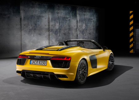 Audi R8 Spyder V10 2017 1280x960 Wallpaper 09