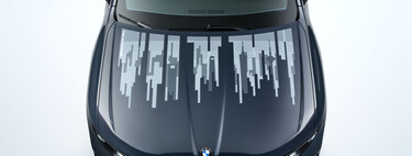 Si te cansa tanta pantalla en los autos más nuevos, no te gustará lo que viene: pantallas en cofre y parrilla 