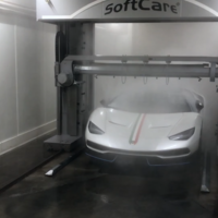 Lo típico: vas a lavar el coche y grabas en vídeo el primer Lamborghini Centenario que rueda por París