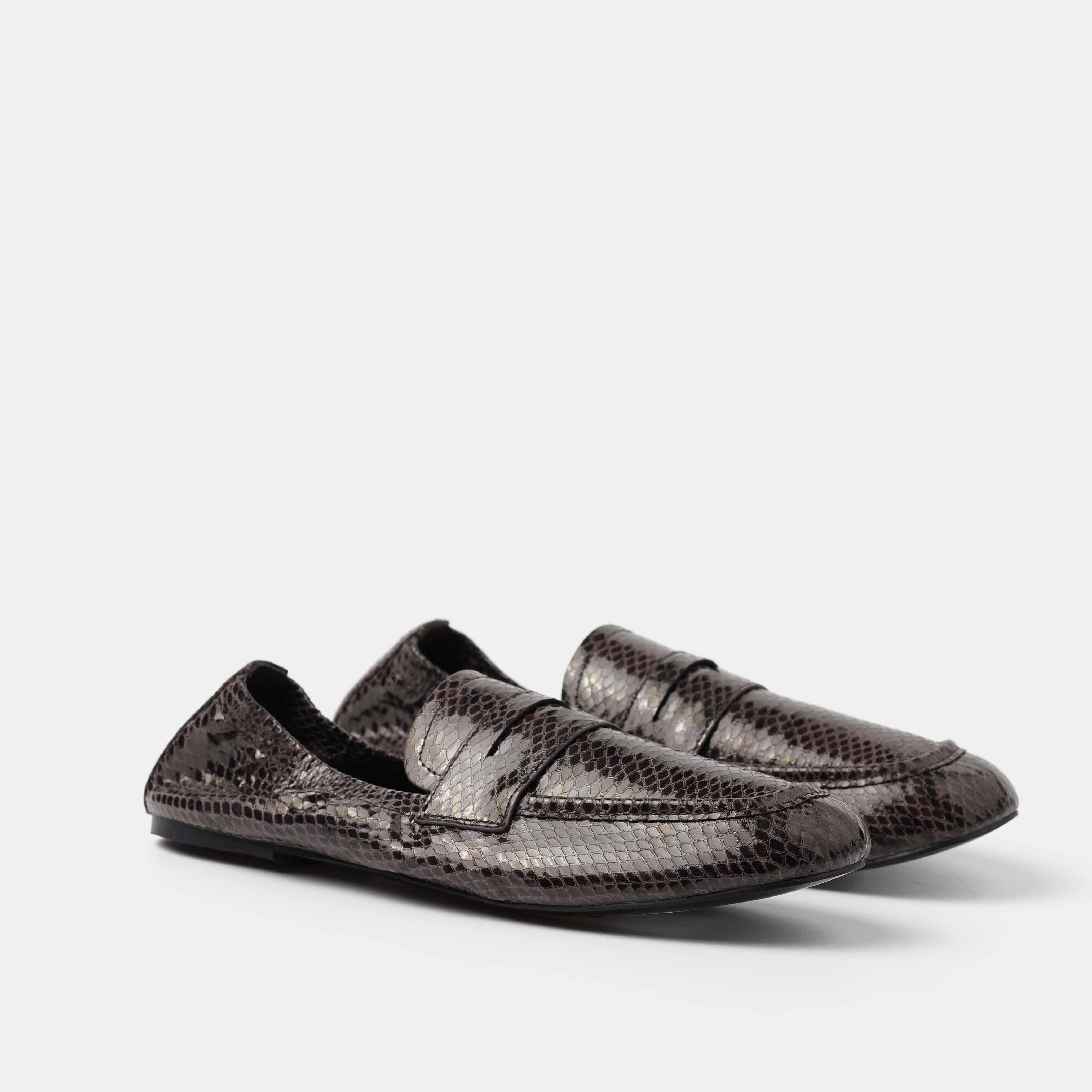 Mocasines de mujer con grabado efecto serpiente y elástico trasero - Mim