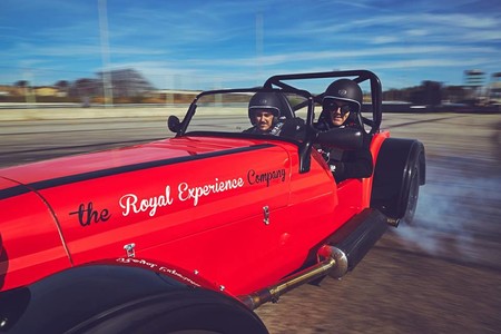 Regalos originales sobre coches The Royal Experience Company