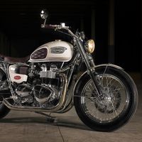 Así se transformó una Triumph Bonneville de 2008 en 'Ruby', una preparación española cromada hasta los topes