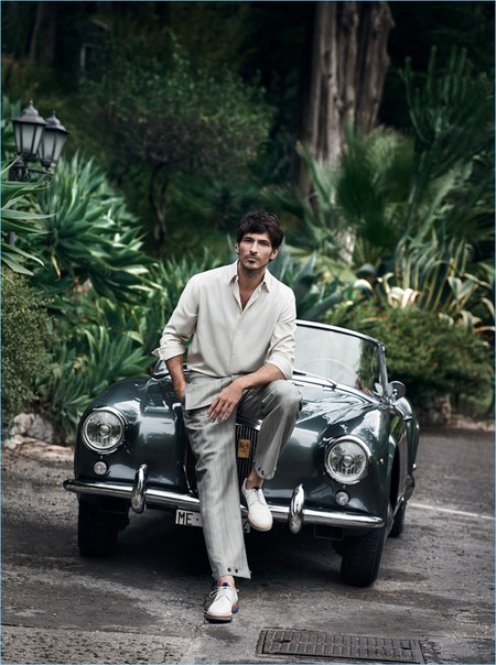 Andrés Velencoso se marcha a Sicilia para protagonizar la campaña primavera-verano 2017 de Salvatore Ferragamo