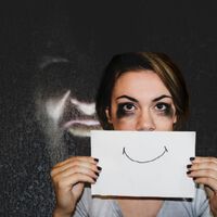 España afronta una ola de bajas laborales por salud mental sin precedentes: suben un 176% desde 2015