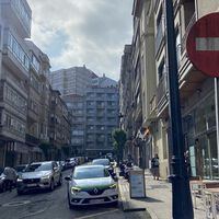 El alcalde de Vigo cree que las zonas de bajas emisiones son discriminatorias, así que se va a inventar la suya propia sin multas