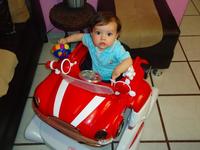 La foto de tu bebé: Nikolas y su coche nuevo