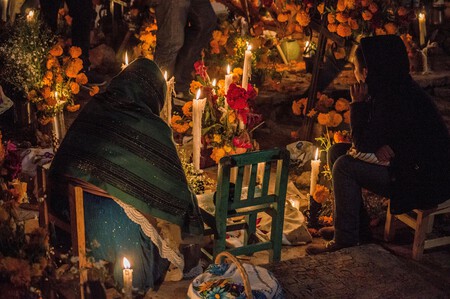 Qué ver y hacer en Janitzio, la isla de Michoacán que brilla en Día de Muertos