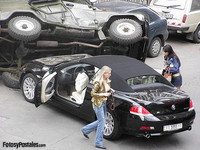 BMW Serie 6 Cabrio contra un todoterreno