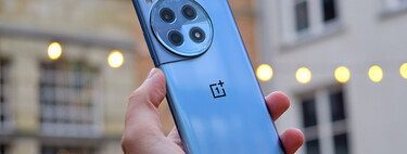 OnePlus está aceptando devoluciones del OnePlus 12R. El motivo: sus memorias son más lentas de lo anunciado 