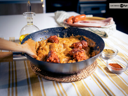 Gachas manchegas: una receta tradicional, con muchas variantes, que hay que aprender a hacer a ojo