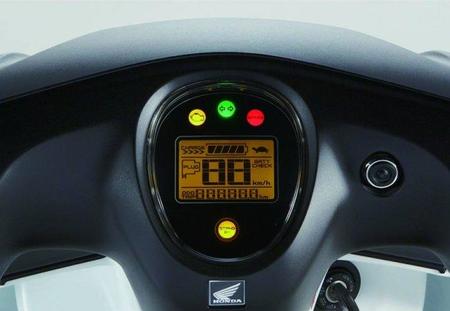 Detalle cuadro de instrumentación Honda EV-Neo