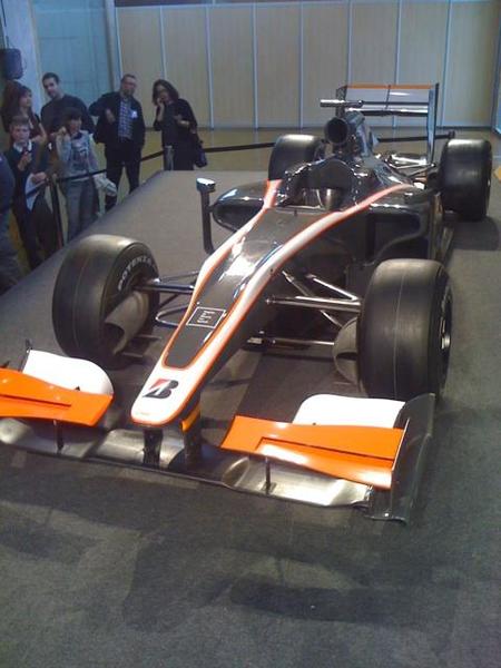 HRT F1 Team desvela sus nuevos colores