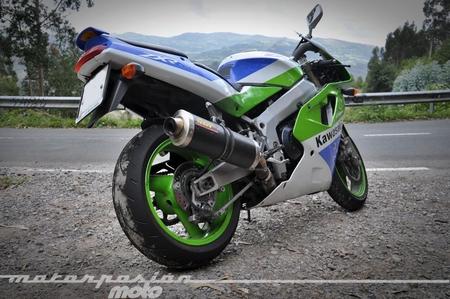 Kawasaki ZX-R 750