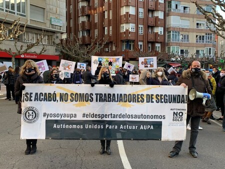 AUPA afirma que se sigue dejando fuera a parte de los profesionales y exige más medidas