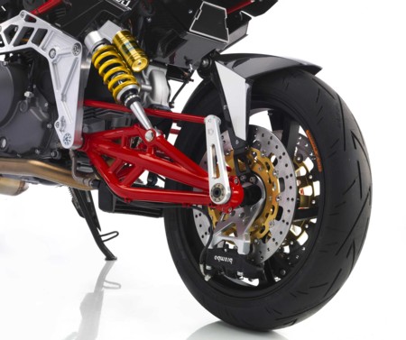 Bimota se quiere lucir en el EICMA, presentará una supernaked sobrealimentada y una Tesi 3D RaceCafe