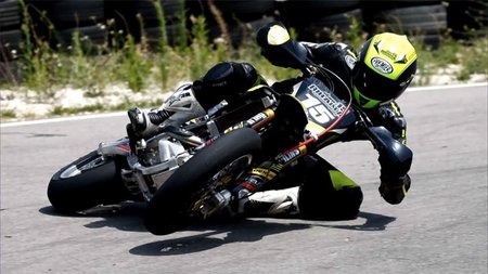 Dani Ribalta lleva el Supermotard al límite