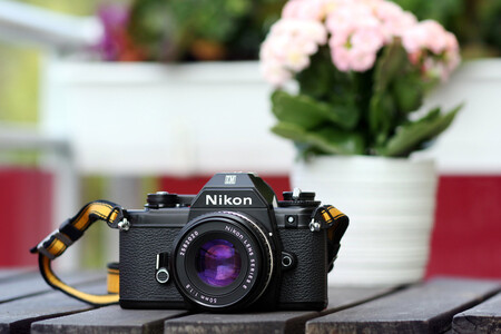 Tras más de 70 años, Nikon podría dejar de fabricar sus cámaras en Japón y trasladar la producción a Tailandia