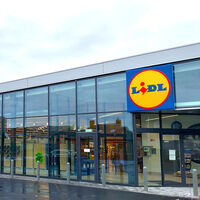 Lidl tiene el accesorio perfecto (y barato) para tener siempre batería en tus dispositivos este verano