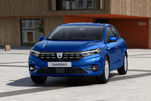 Descuentos de la semana: el Dacia Sandero por menos de 8.500 euros, un 4x4 con etiqueta ECO asequible y un eléctrico a precio de gasolina