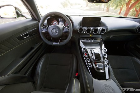Mercedes-AMG GT R, prueba