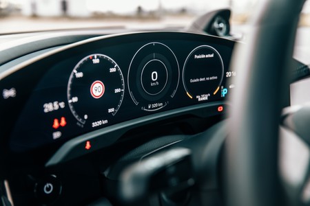 Porsche Taycan Turbo S pantalla