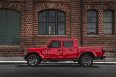 Grupo FCA detiene las ventas de Jeep Gladiator por un problema en el eje trasero