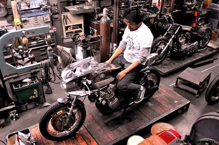 Shinya Kimura con su MV Agusta