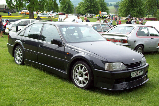 El Opel Omega Evolution 500 es un unicornio con motor de carreras