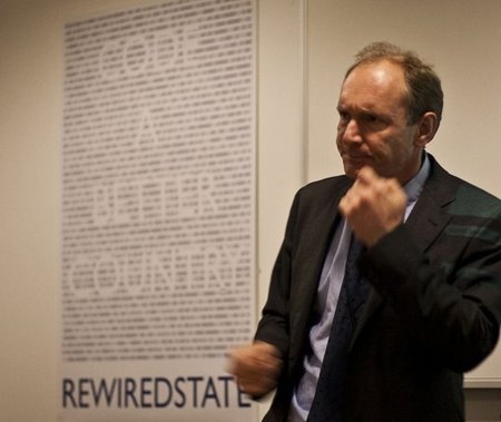 A Tim Berners-Lee le quita el sueño el Gran Hermano de Cameron