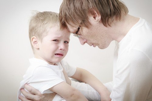 15 frases positivas que decirle a tu hijo cuando llora en lugar de "no llores"