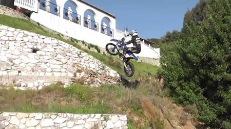 Graham Jarvis, que alguien le diga que no se puede hacer trial con una enduro