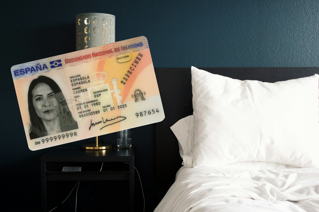 Que te escaneen el DNI en un hotel durante el check-in puede salir muy caro: la AEPD ha multado con 5.000 euros esta práctica 