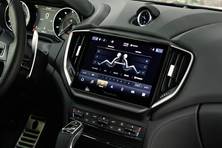 Maserati Ghibli Hybrid 2021 Prueba