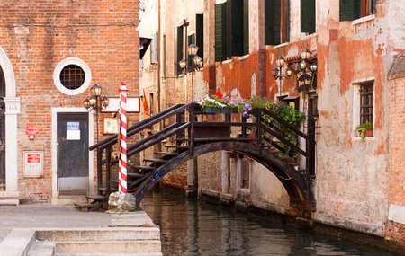 Cómo llegar del aeropuerto a Venecia