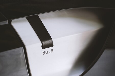 Aston Martin Vantage Roadster A3 2021 015